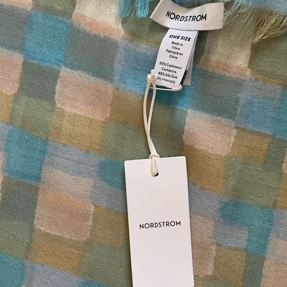 Nordstrom eyelash trim print cashmere and silk wrap in blue painterly plaid - Picture 13 of 15